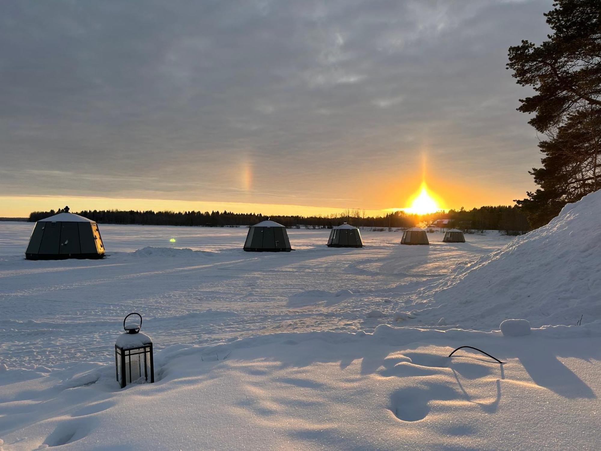 Vikajaervi View Experience Igloos